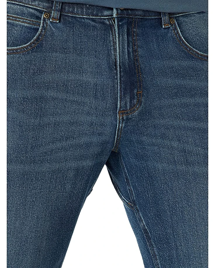 Lee Men's Extreme Motion Bi-Stretch Straight Fit Tapered Leg Jean | Jeans 3 Lee Men's Extreme Motion Bi-Stretch Straight Fit Tapered Leg Jean | Jeans - Image 3